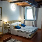 Apartment La Rocchetta - In Centro Storico Parma