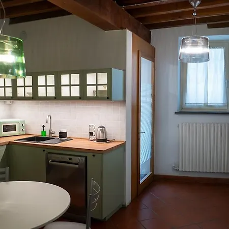 Apartment La Rocchetta - In Centro Storico Parma