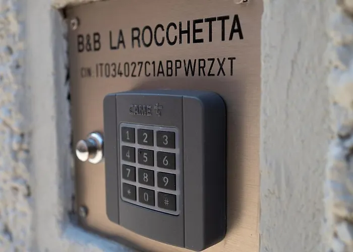 La Rocchetta - In Centro Storico *